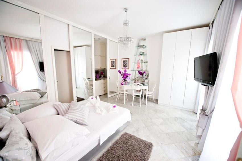 Old Town Apartments Next To The Beach 2 Дубровник Екстериор снимка